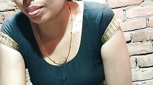 Hot Sexy Aunty Ki Full Chudai Unki Bur Ko Chodne ka Maja Bahut Aaya