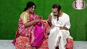Newly married couple in Studio